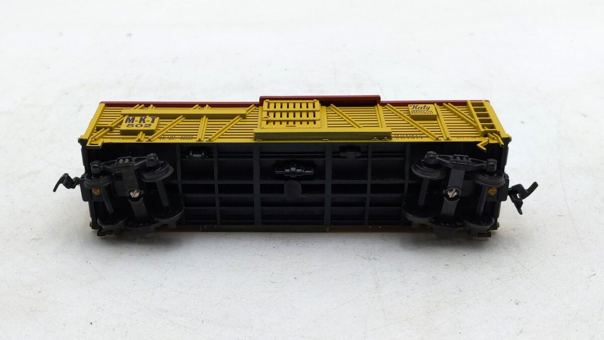 American Flyer 33502 HO Scale Missouri-Kansas-Texas Stock Car LN/Box
