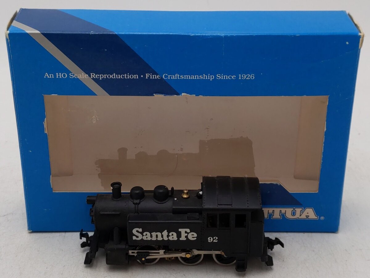 Mantua 302-001 HO Santa Fe "Little Six" 0-6-0 Steam Locomotive #92 EX/Box