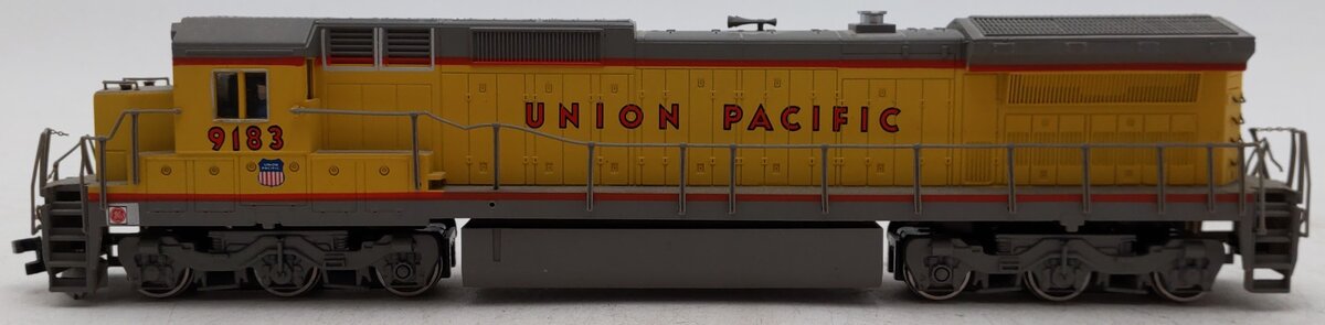 Bachmann 85002 HO Union Pacific Dash 8 40C Diesel Locomotive #9183 VG/Box