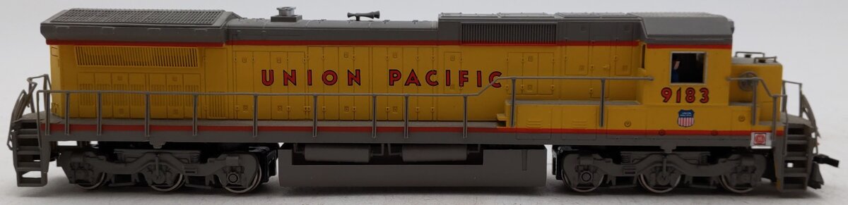 Bachmann 85002 HO Union Pacific Dash 8 40C Diesel Locomotive #9183 VG/Box