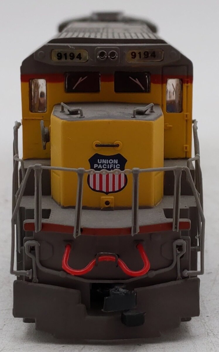 Bachmann 85011 HO Union Pacifc GE Dash 8-40C Diesel Locomotive #9194 VG/Box