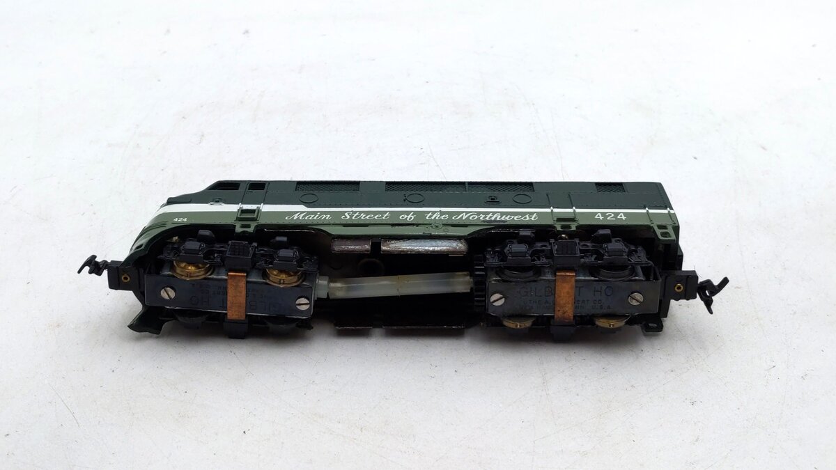 American Flyer HO Scale Northern Pacific F-3A Powered Diesel Locomotive VG