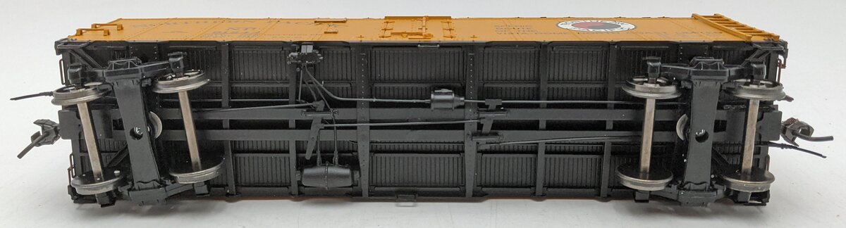 InterMountain 25315S-12 O NP Steel Sided Ice Bunker (Vista Dome) #91243 (2-Rail) EX/Box