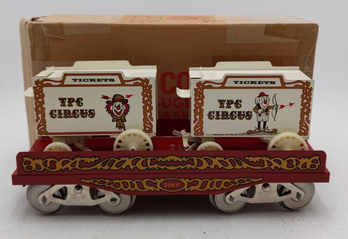McCoy 256F Standard Gauge Circus Car LN/Box