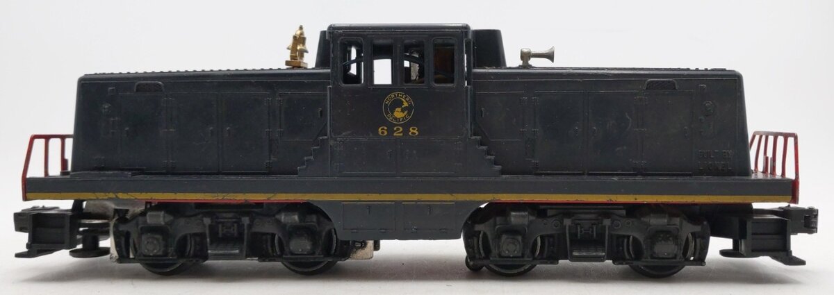 Lionel 628 VIntage O Northern Pacific 44 Ton Diesel Locomotive VG