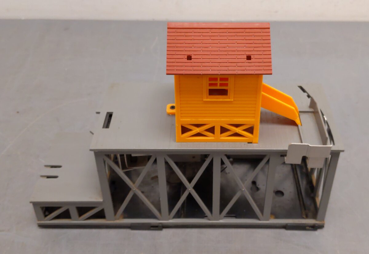 Lionel 6-12703 O Gauge Operating Icing Station VG/Box