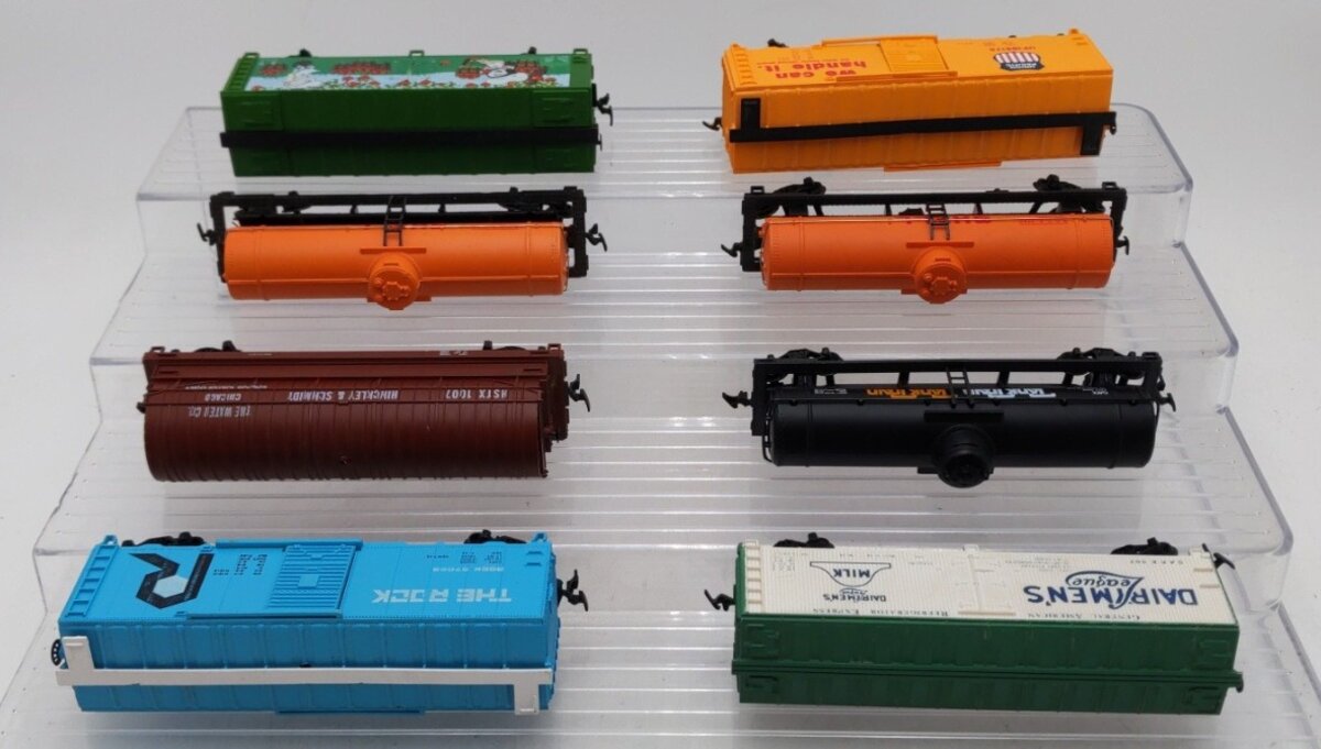 Bachmann & Other HO Scale Assorted Freight Cars [8] VG
