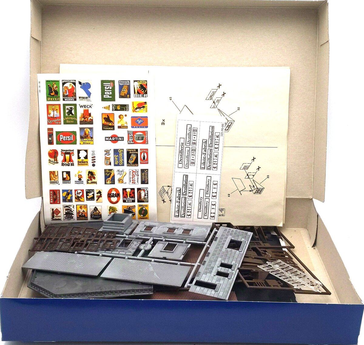 Pola 145 HO Corner House Factory Building Kit EX/Box