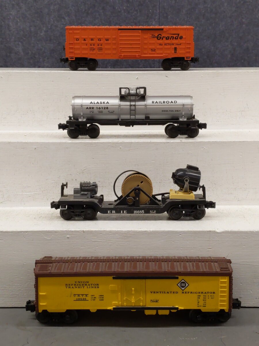 Lionel O Gauge Assorted Freight Cars: 6-16685, 6-19535, 6-15000, 6-16128 [4] EX/Box