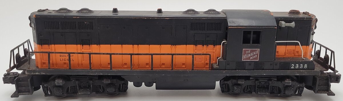 Lionel 2338 Vintage O Gauge Milwaukee Road Powered GP-7 Diesel Locomotive