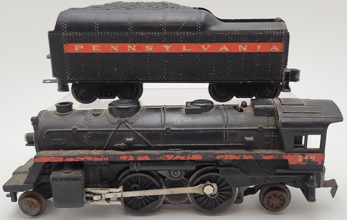 Lionel 249 Vintage O Postwar 2-4-2 Steam Locomotive w/ 250T Tender