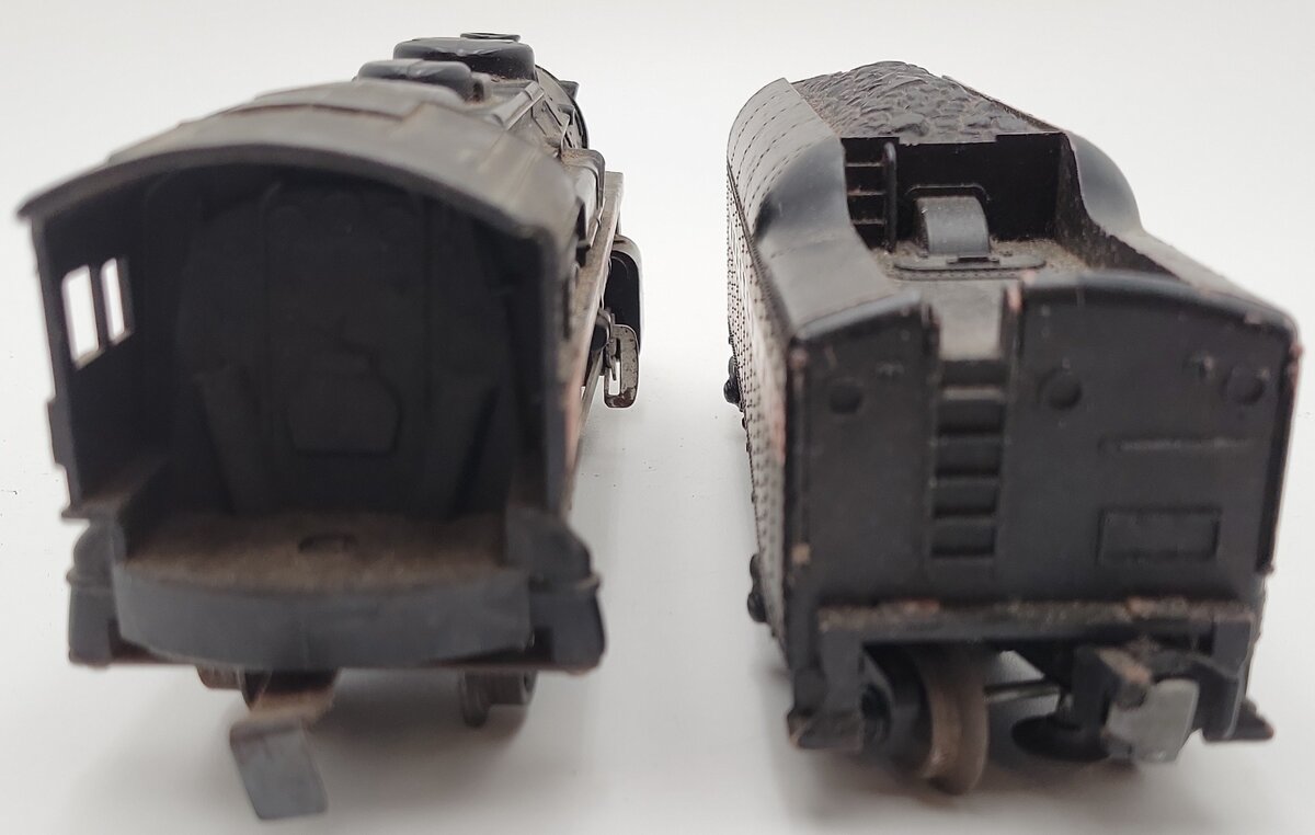 Lionel 249 Vintage O Postwar 2-4-2 Steam Locomotive w/ 250T Tender