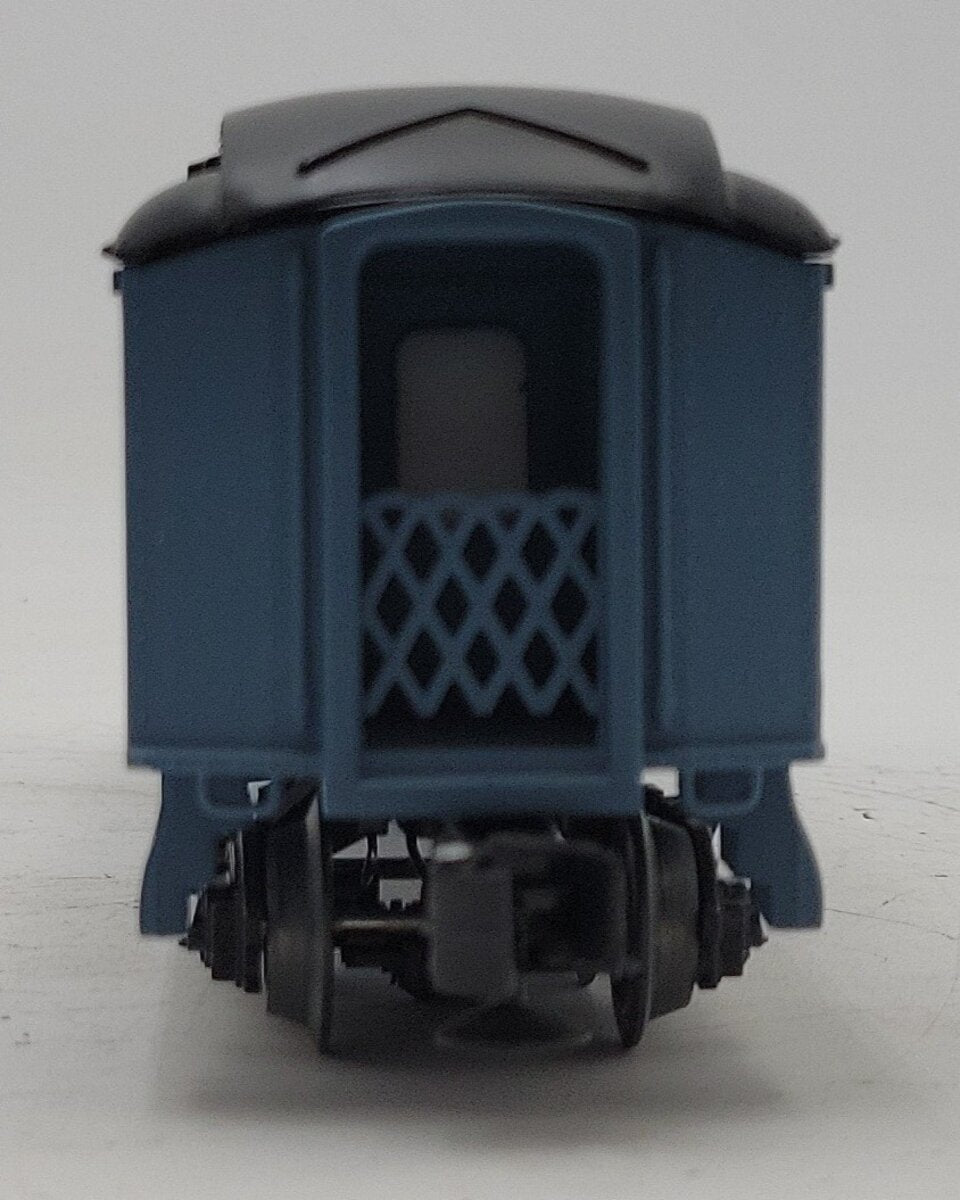Lionel 6-36875 O Gauge Polar Express Coach with Conductor Announcements EX/Box