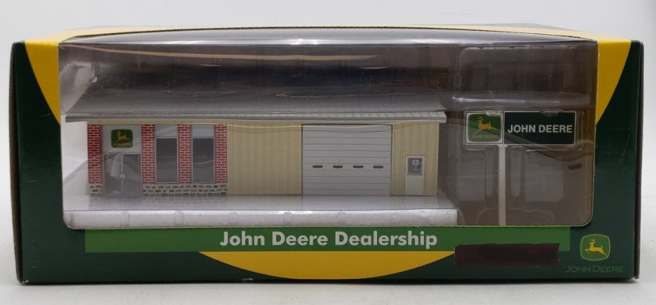 Athearn 95911 HO Scale John Deere Dealership