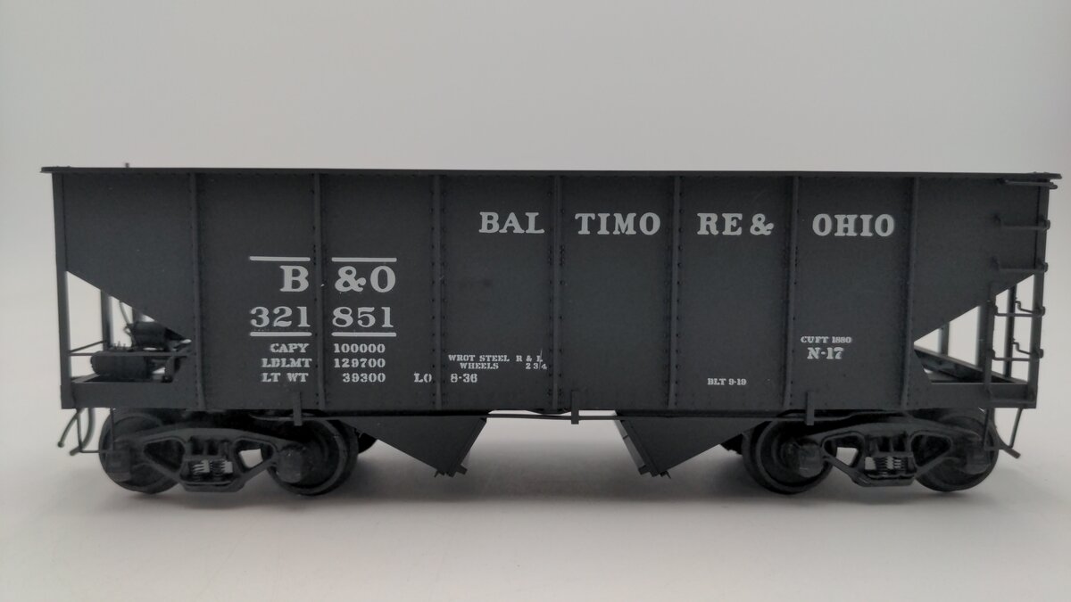 O Scale 2 Rail Baltimore & Ohio Hopper Car #321851 EX