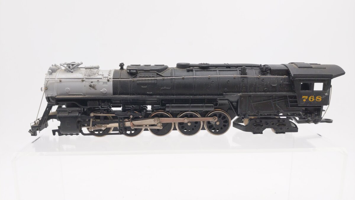 Bachmann 56021 HO Scale Texas & Pacific 2-10-4 Steam Locomotive #768 EX