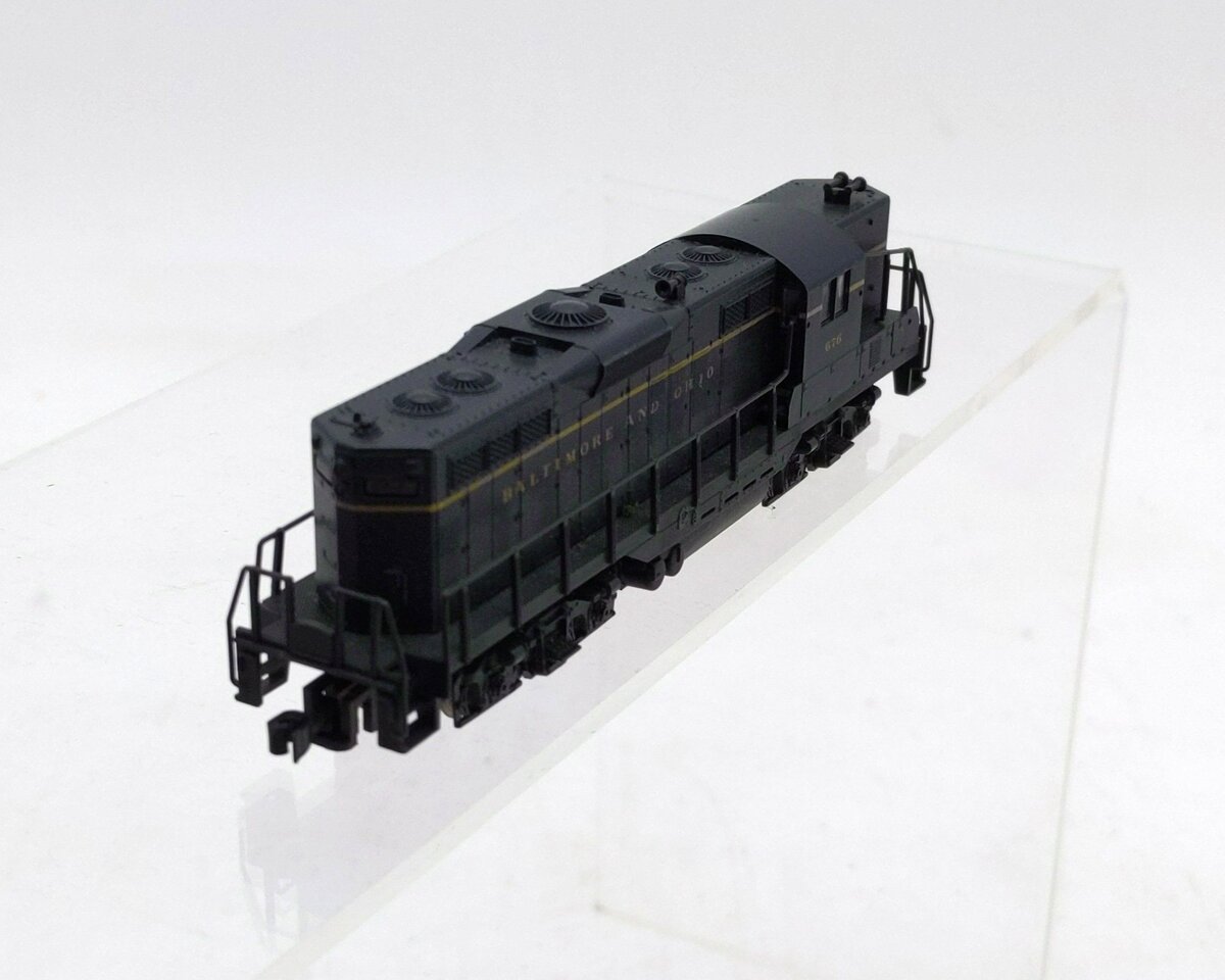 Atlas 4331 N Scale Baltimore & Ohio GP-9 Diesel Locomotive #676 EX