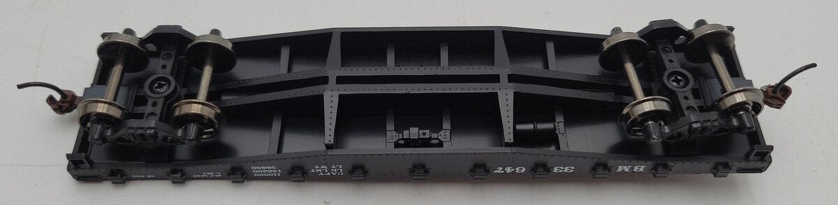 Athearn 97726 HO Scale Boston & Maine 40' Flat Car #33647