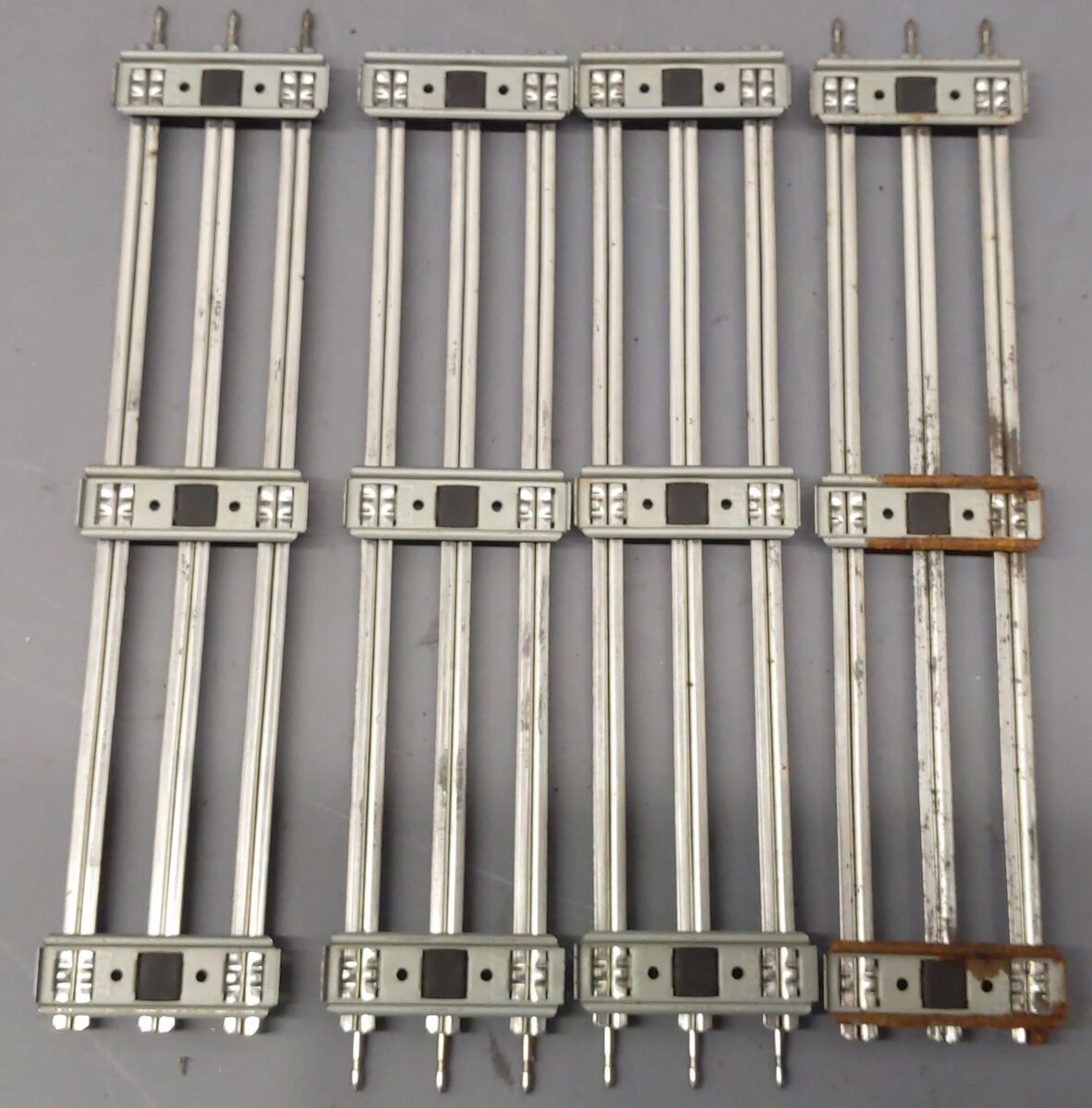 Lionel 6-65038 O-27 Tubular Straight Track Sections (100) VG/Box