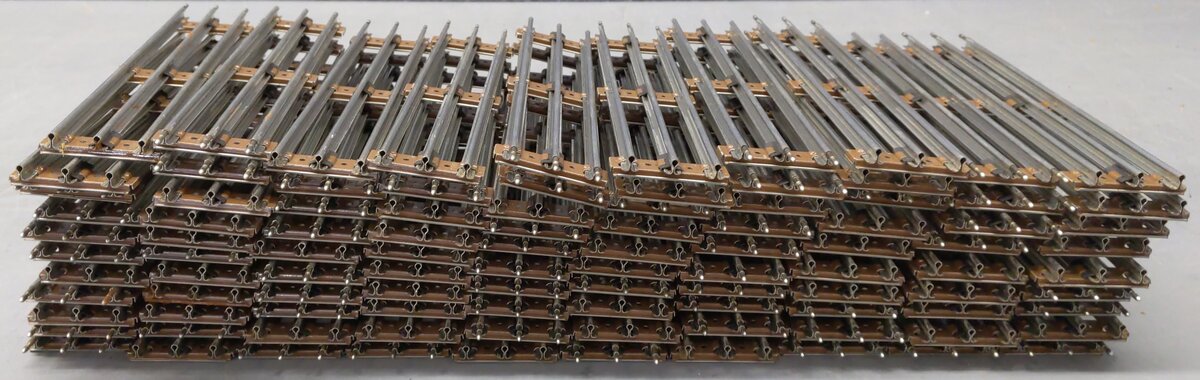 Lionel 6-65038 O-27 Tubular Straight Track Sections (100) VG/Box