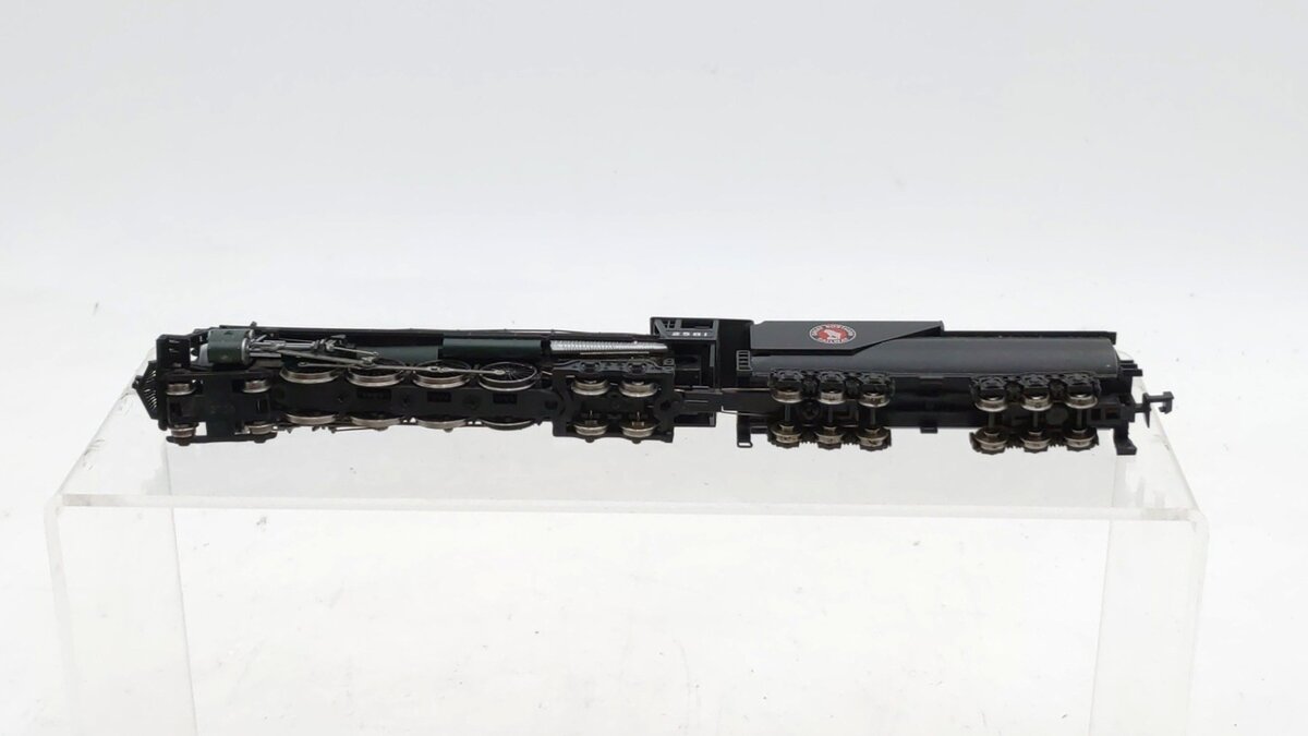 Con-Cor 2581 N Scale Great Northern 4-8-4 Steam Locomotive & Tender LN