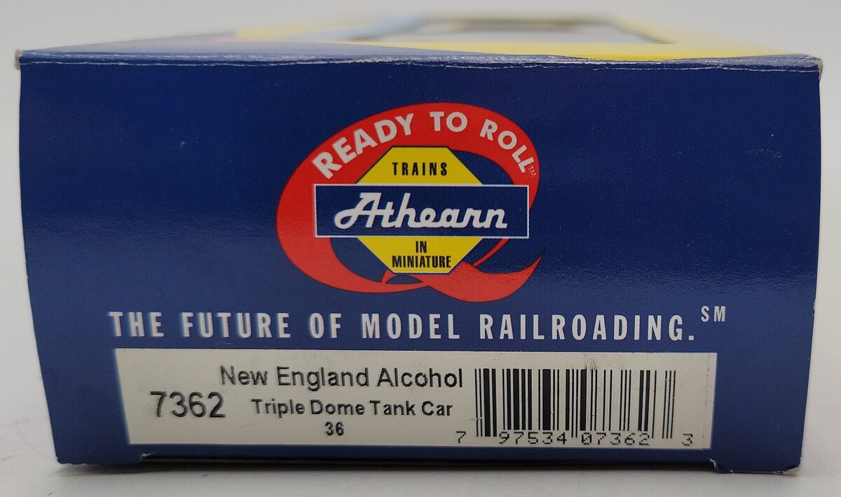 Athearn 7363 HO New England Alcohol Triple Dome Tank Car #36 LN/Box