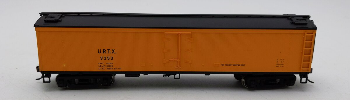 Walthers 932-5486 HO UTLX GACX Wood Reefer w/ GSC Truck LN/Box