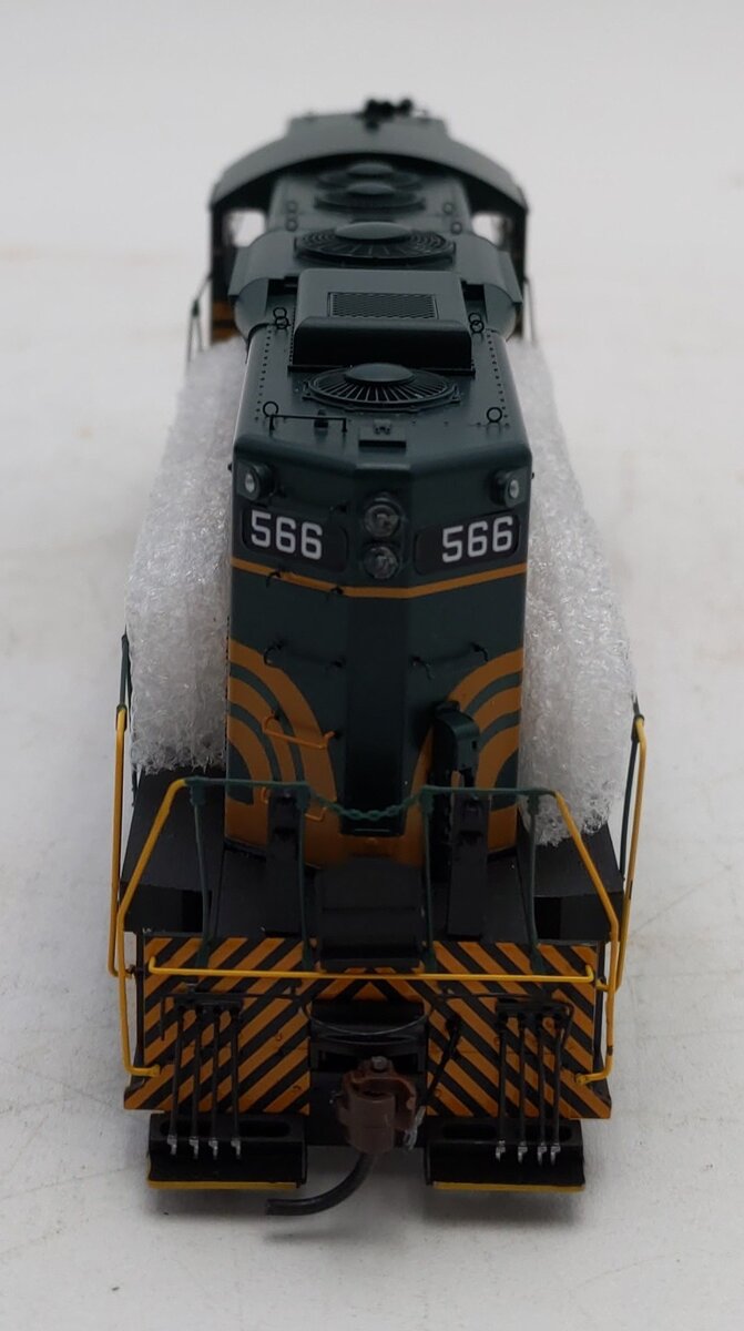 Athearn G62687 HO Scale Maine Central GP7 Phase II Diesel Locomotive #566 w/DCC EX/Box