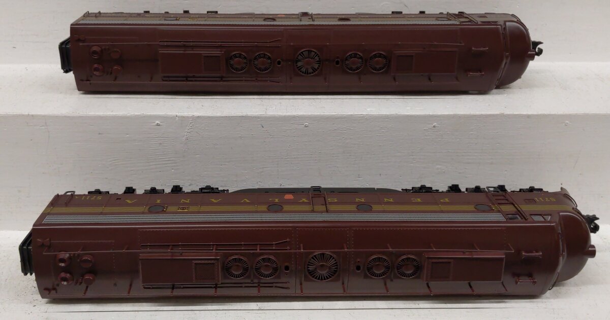 K-Line K-28802 PRR E8 AA Diesel Locomotive Set #5711/5792 with TMCC EX/Box