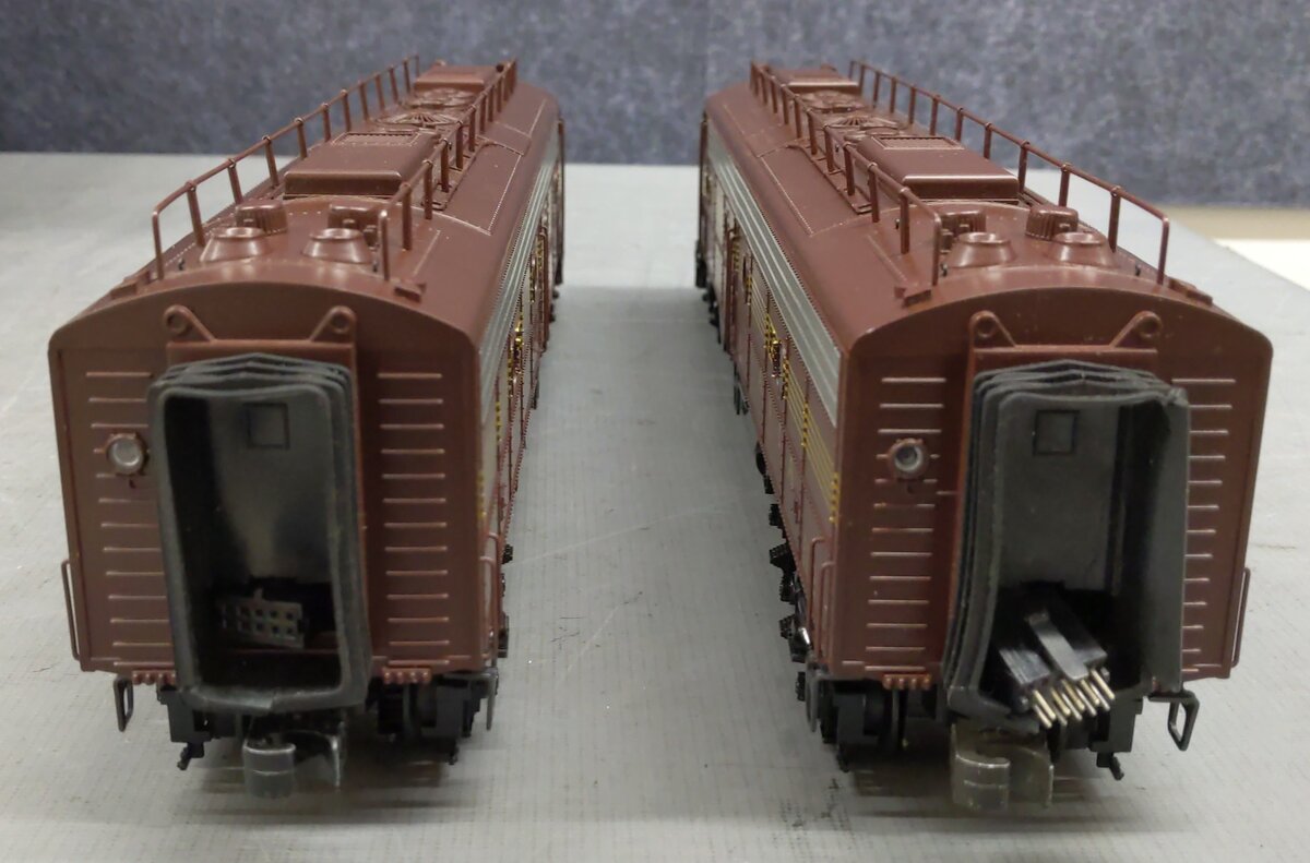 K-Line K-28802 PRR E8 AA Diesel Locomotive Set #5711/5792 with TMCC EX/Box