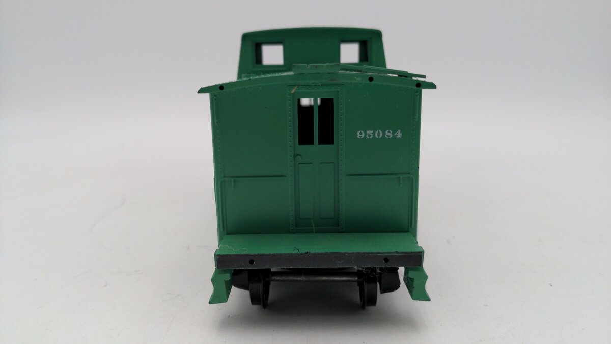 O Scale 2 Rail Lehigh Valley Caboose #95084 VG