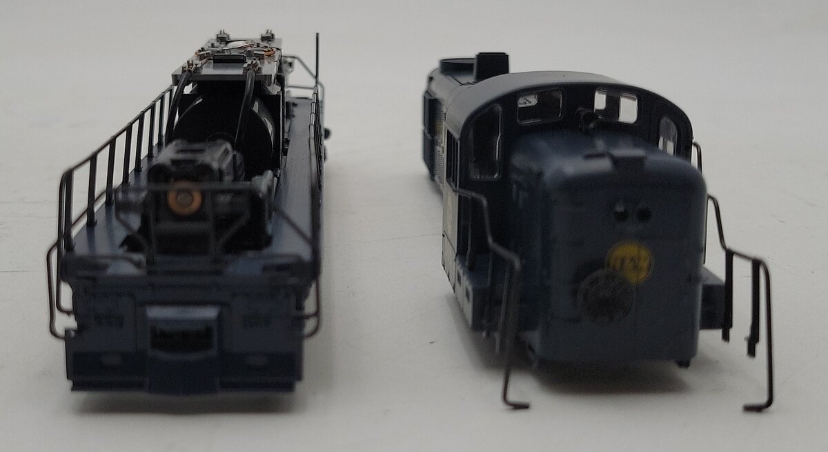 Atlas 7076 Norfolk & Western RS-3 Diesel Locomotive #305 VG/Box