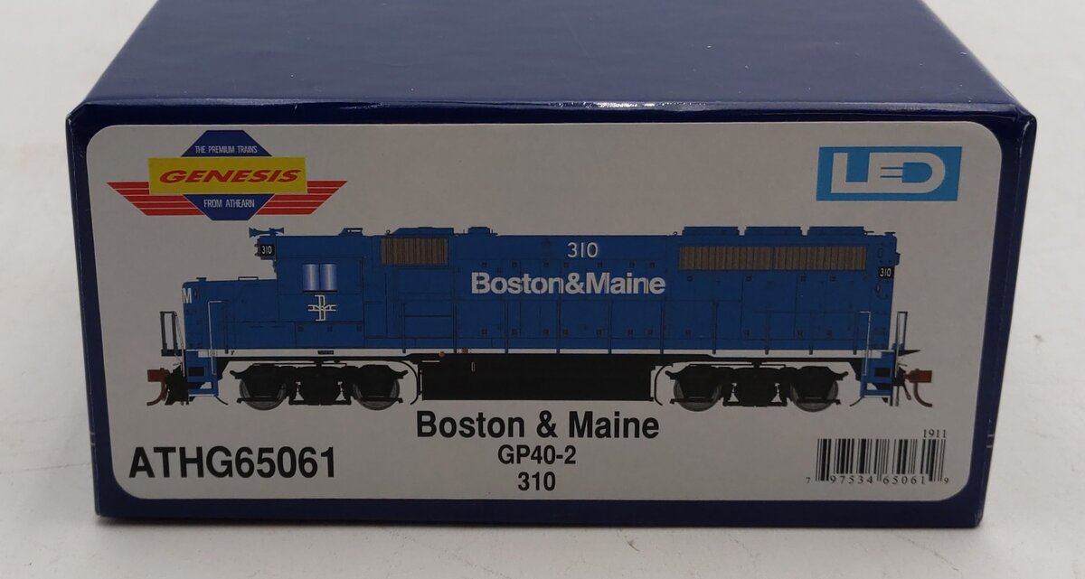 Athearn G65061 HO Scale Boston & Maine GP40-2 Diesel Locomotive #310