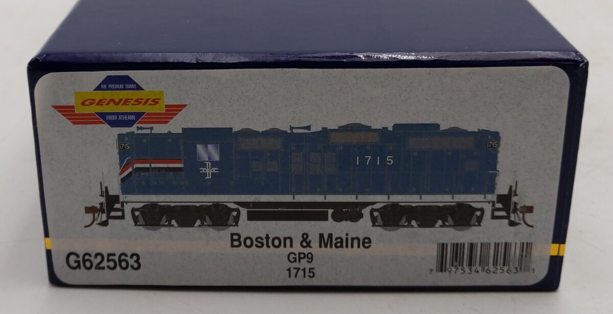Athearn G62563 HO Scale Boston & Maine GP9 Diesel Locomotive #1715 LN/Box