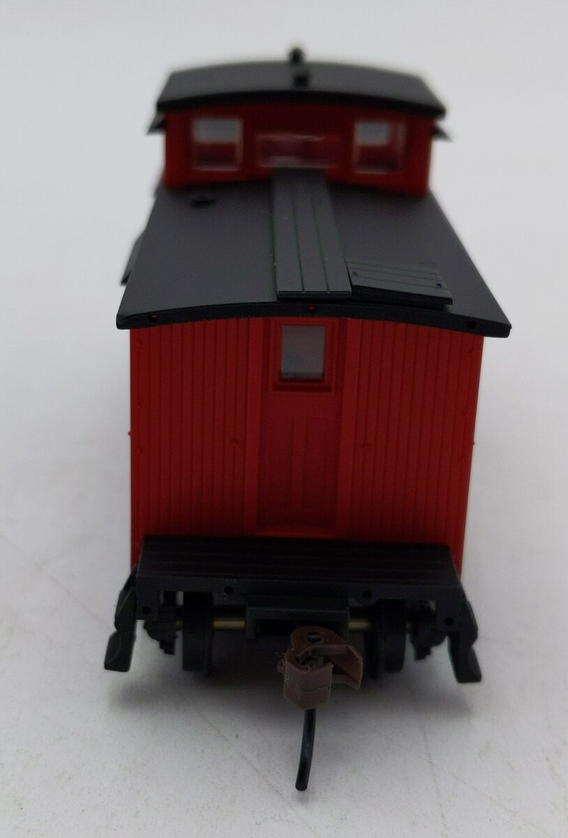 Walthers 932-7521 HO Scale C&O Wood Caboose #90776 LN/Box