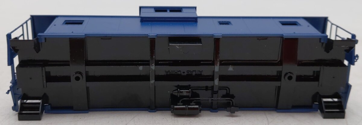 Atlas 1900 HO Undecorated Extended-Vision Caboose EX/Box
