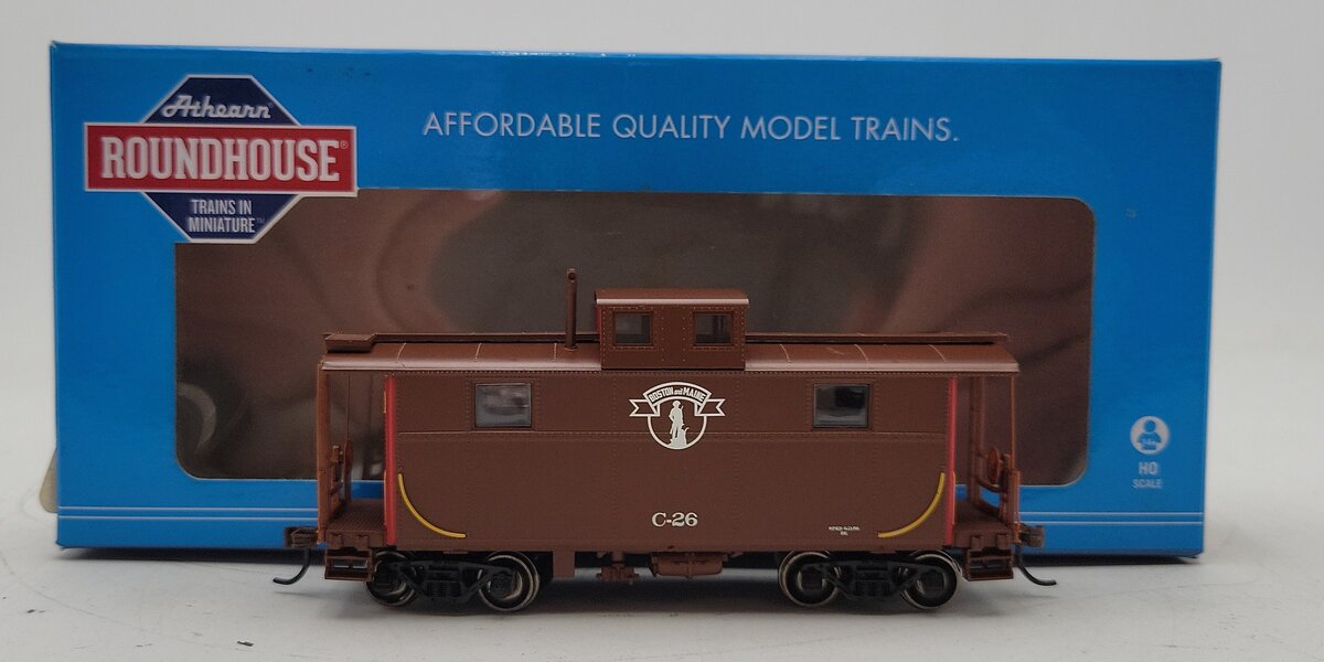 Roundhouse 74259 HO Scale Boston & Maine Eastern 2-Window Caboose #C-26