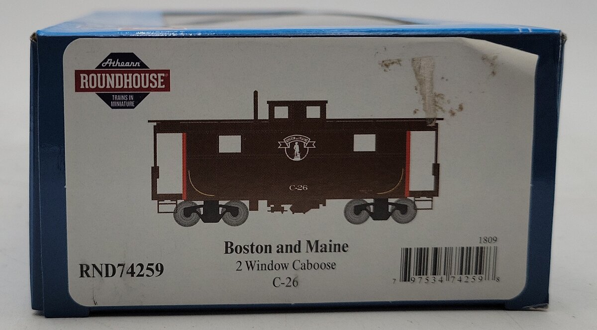 Roundhouse 74259 HO Scale Boston & Maine Eastern 2-Window Caboose #C-26