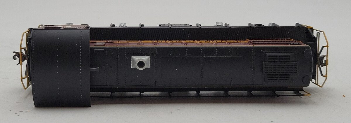 Atlas 8070 HO Scale Boston & Maine Alco S-2 Diesel Locomotive #1265 Custom/Box