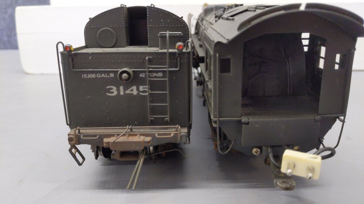 O Scale BRASS NYC 4-8-2 Steam Locomotive & Tender 2 Rail -Painted