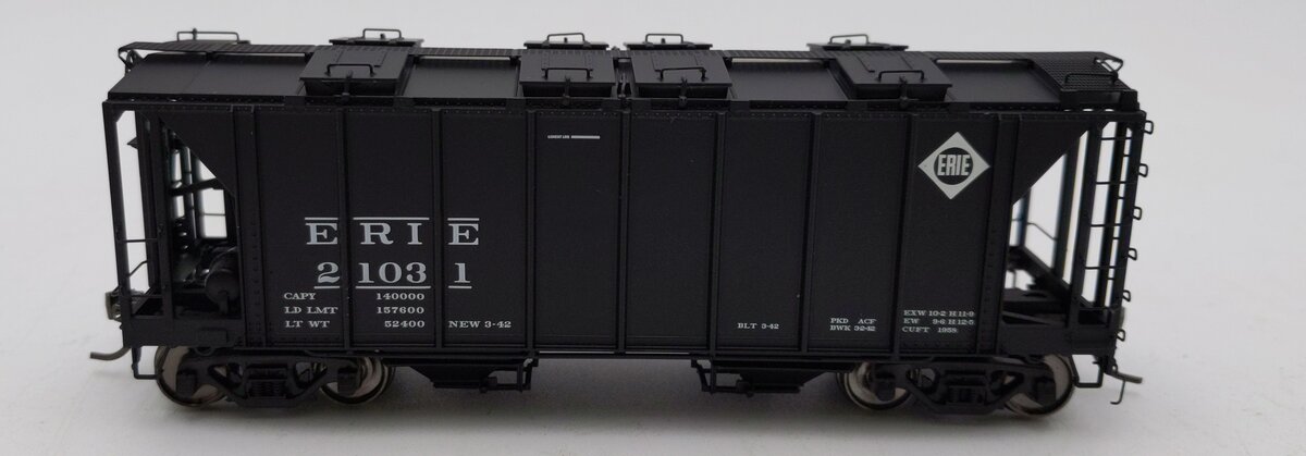 InterMountain 48674-04 HO Scale Erie ACF 2-Bay Covered Hopper #21031 LN/Box