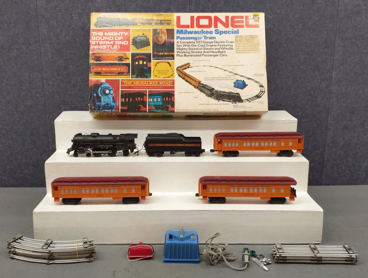 Lionel 6-1387 O Gauge Milwaukee Road Passenger Train Set EX/Box