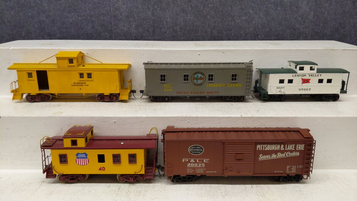 O Scale 2 Rail CUSTOM Assorted Freight Cars: 20035, 40, 95067, 100, 4 [5] VG