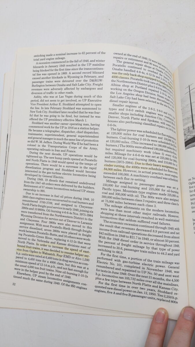 Union Pacific Motive Power in Transition 1936-1960 By Lloyd E. Stagner EX