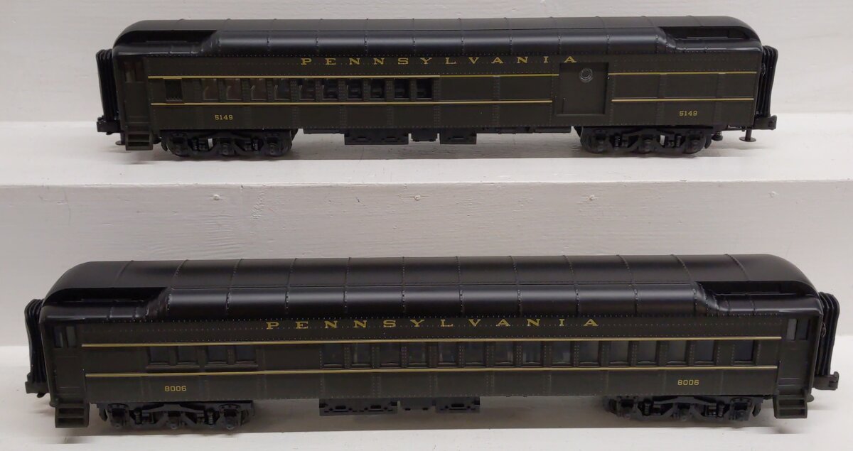 MTH 20-4145 O PRR Green Como 70' Madison Comb/Din Passenger Set (Set of 2) LN/Box