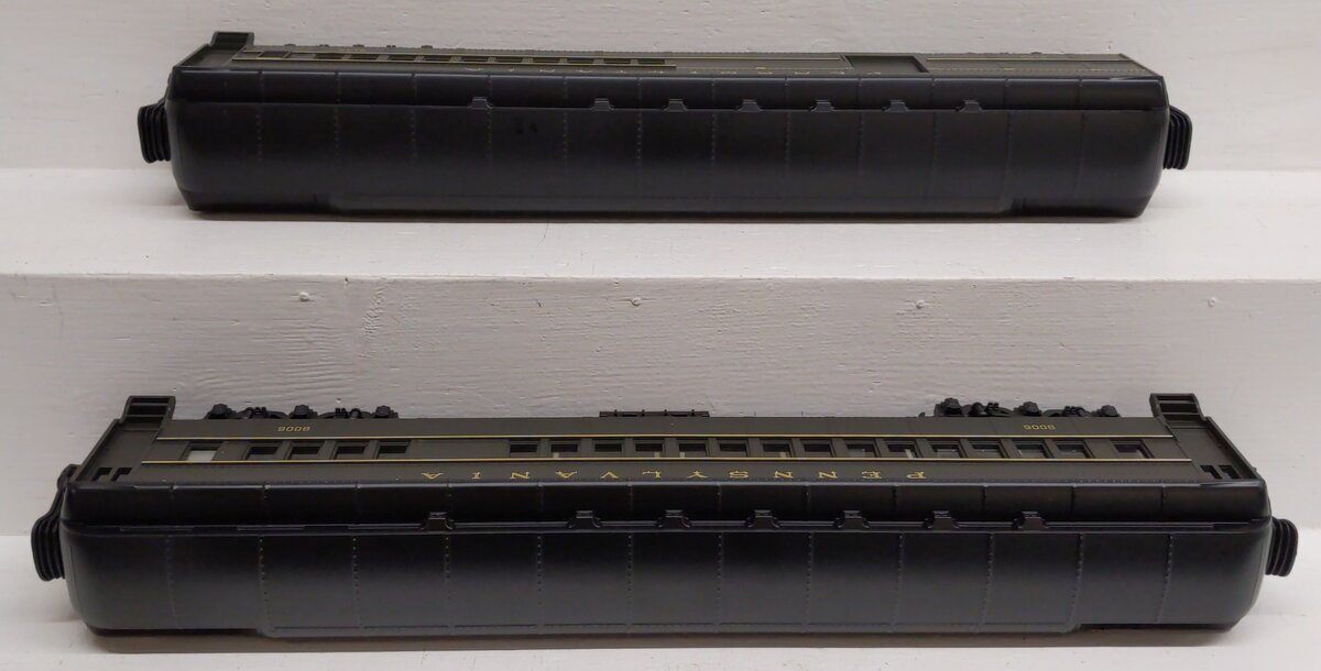 MTH 20-4145 O PRR Green Como 70' Madison Comb/Din Passenger Set (Set of 2) LN/Box