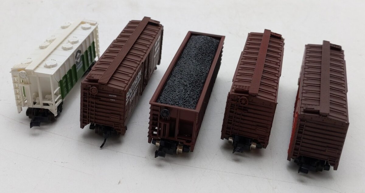 Atlas N Scale Assorted Freight Cars #78932,718819,781710,41011,7 [5] EX/Box