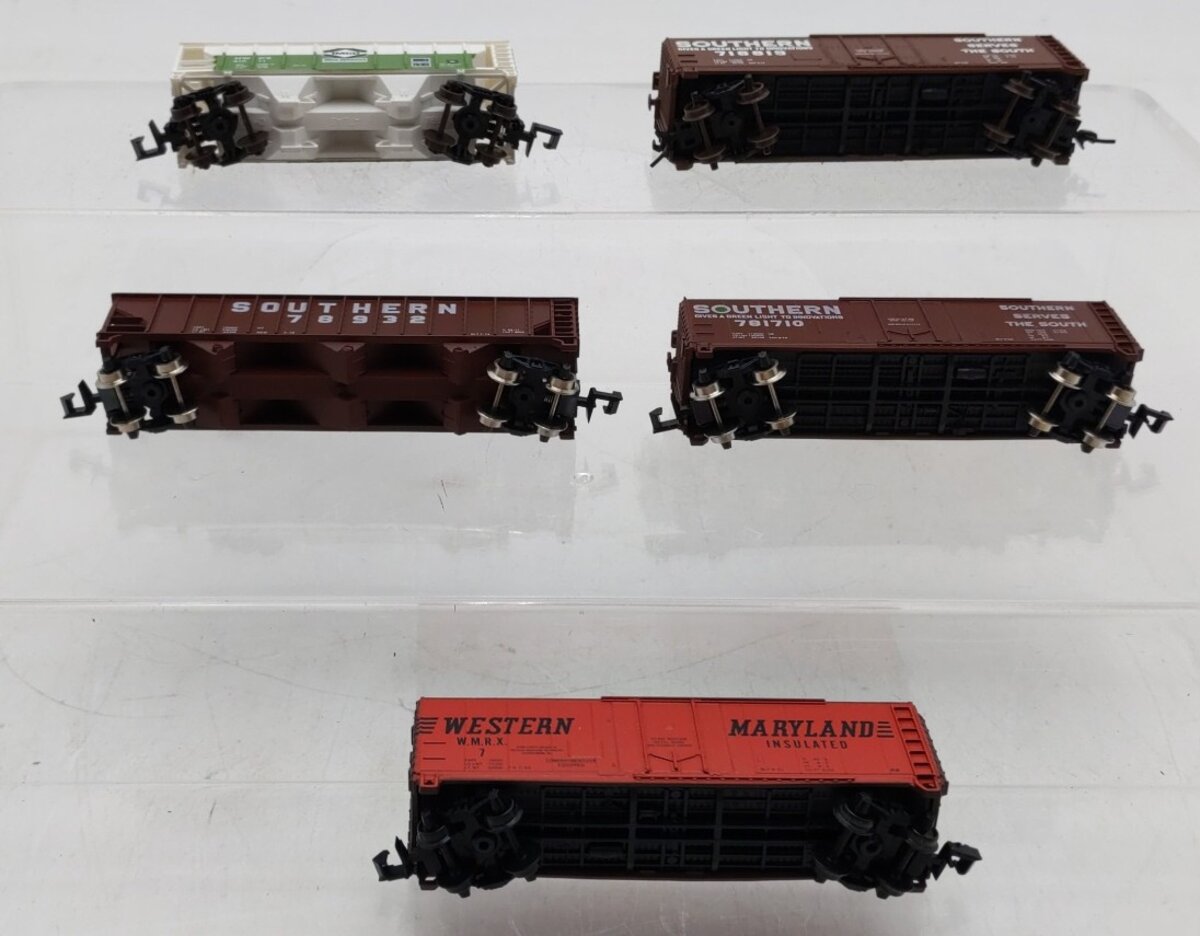 Atlas N Scale Assorted Freight Cars #78932,718819,781710,41011,7 [5] EX/Box