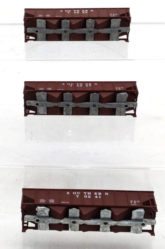 Roundhouse 8603 N Southern 40' 3-Bay Ribbed Sided Hoppers #70263,70257,70241 [3] NIB