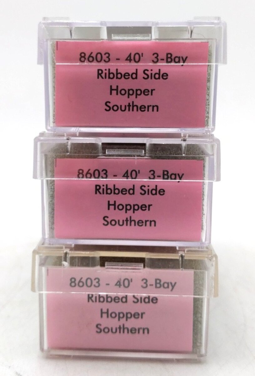 Roundhouse 8603 N Southern 40' 3-Bay Ribbed Sided Hoppers #70263,70257,70241 [3] NIB